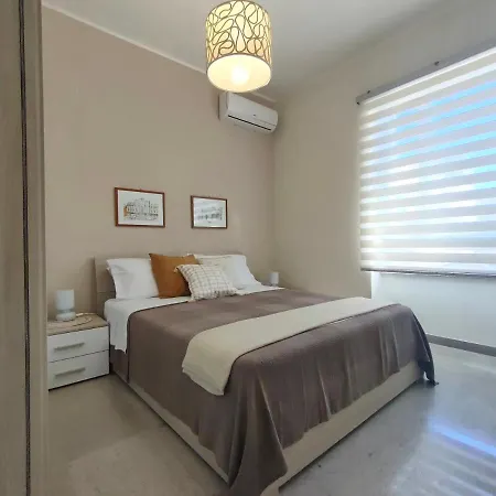Ciauru I Mari - Elegante Ortigia Apartment *